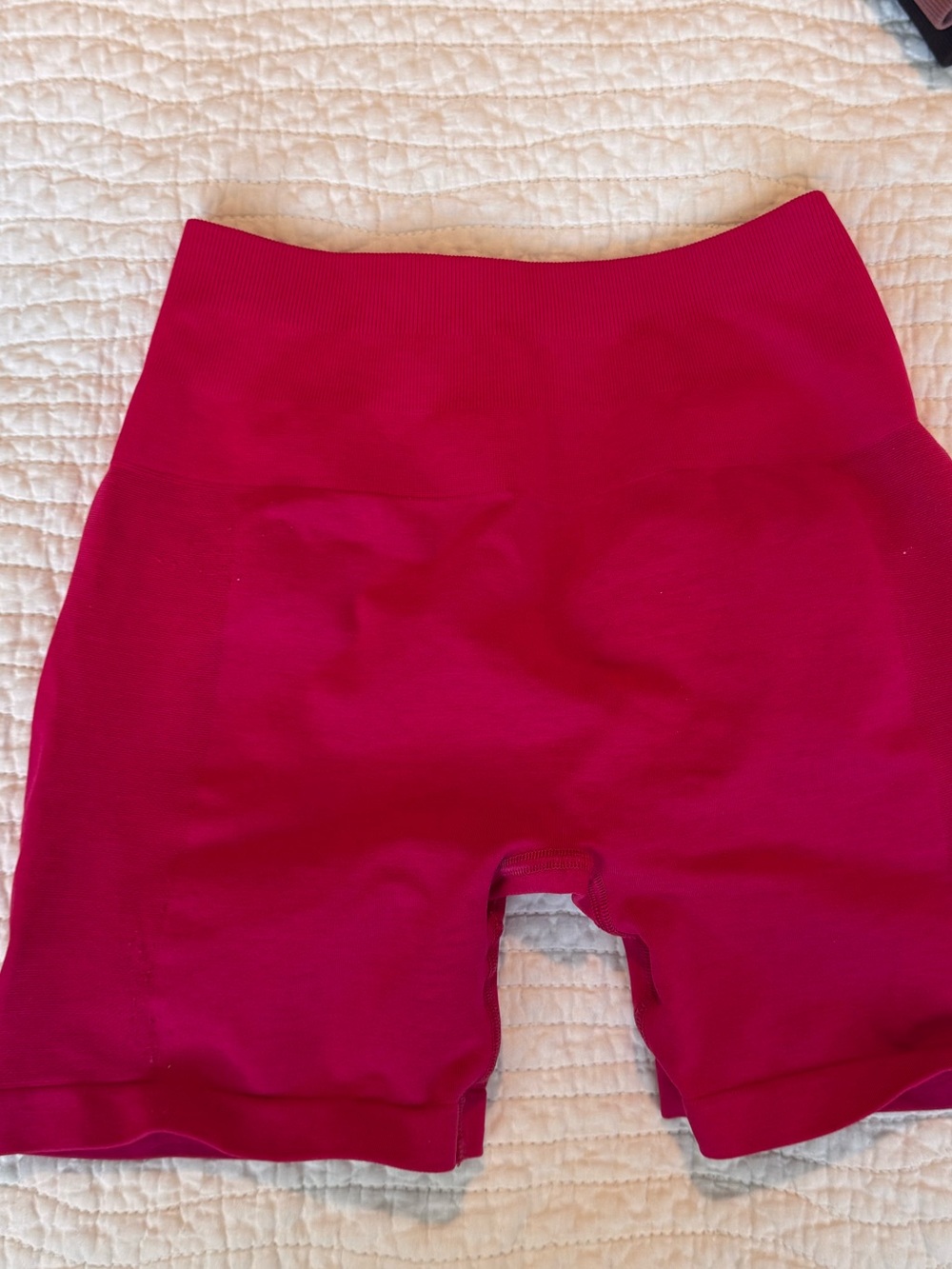 Alphalete Amplify Short 4.5” - Pink